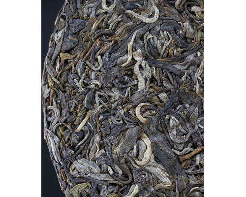 2018 "Mengku Da Xue Shan" Raw Pu-erh Tea Cake