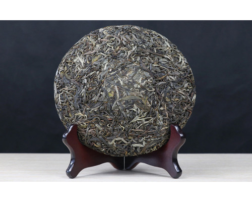 2018 "Mengku Da Xue Shan" Raw Pu-erh Tea Cake