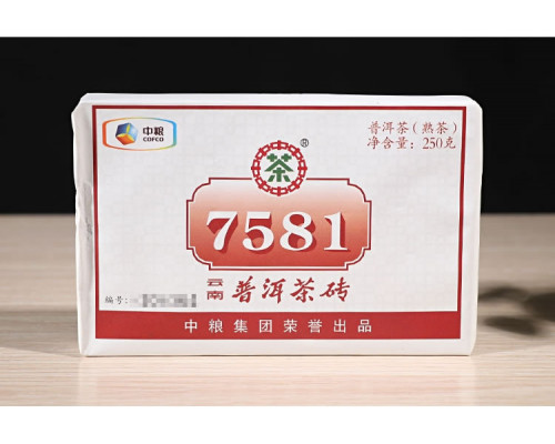 Шу пуэр Чжун Ча "7581" кирпич 250гр 2018г